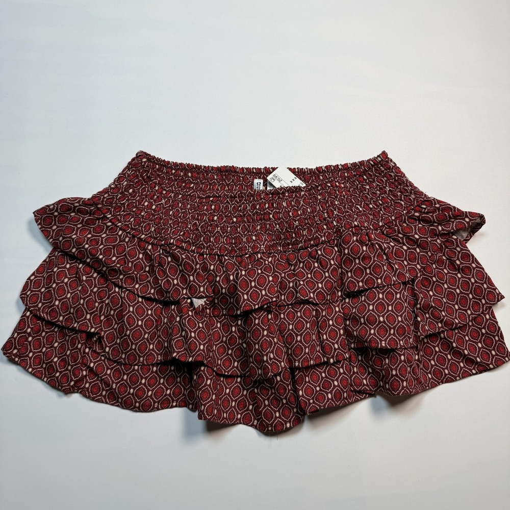 H&M Skort Womens Medium Red Geometric Ruffle Layered Mini Elastic Waist Lined